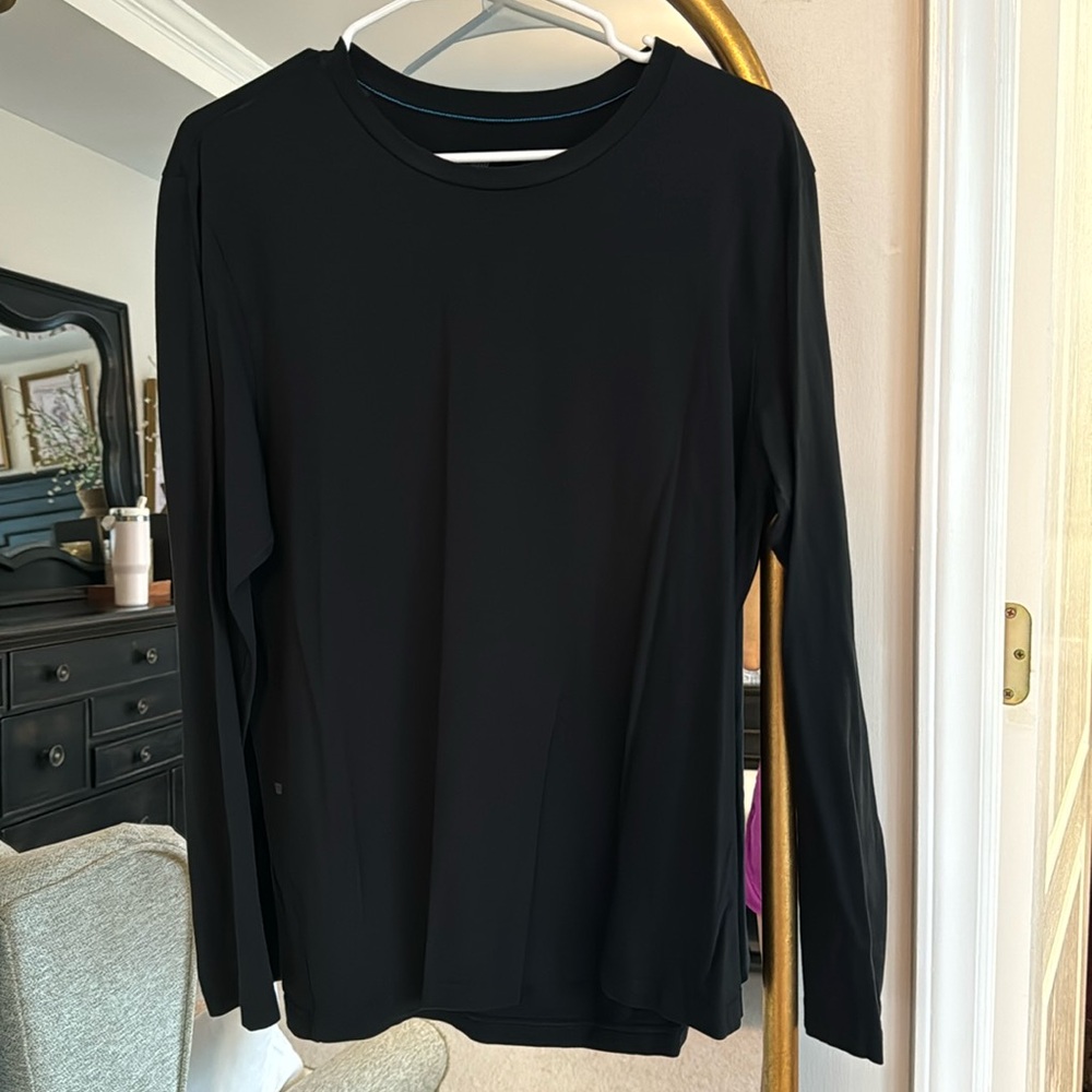 New without tags, men’s large shirt